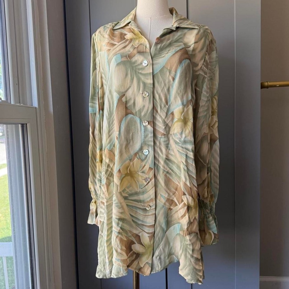 Dana Buchman 100% Silk Tropical Button Up Blouse Size 6